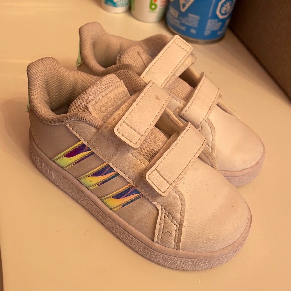 adidas Kids Sneakers in White with Multicolor Stripes